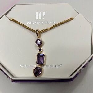 Elegant Gold and Purple Pendant Necklace